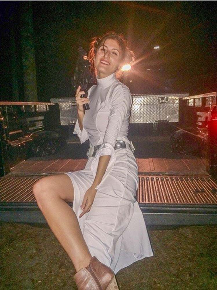 Princess Leia Costume Image 2