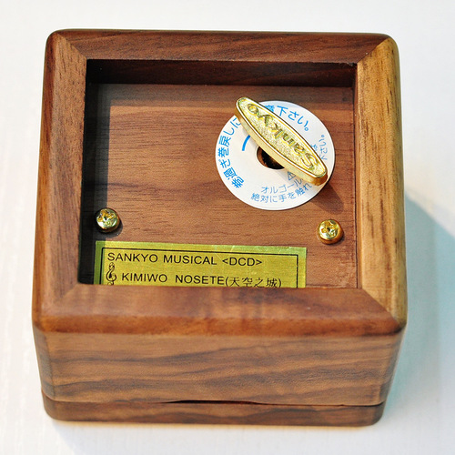 Wholesale wooden photo music box walnut music box diy engraving photo wooden box gift creative gift