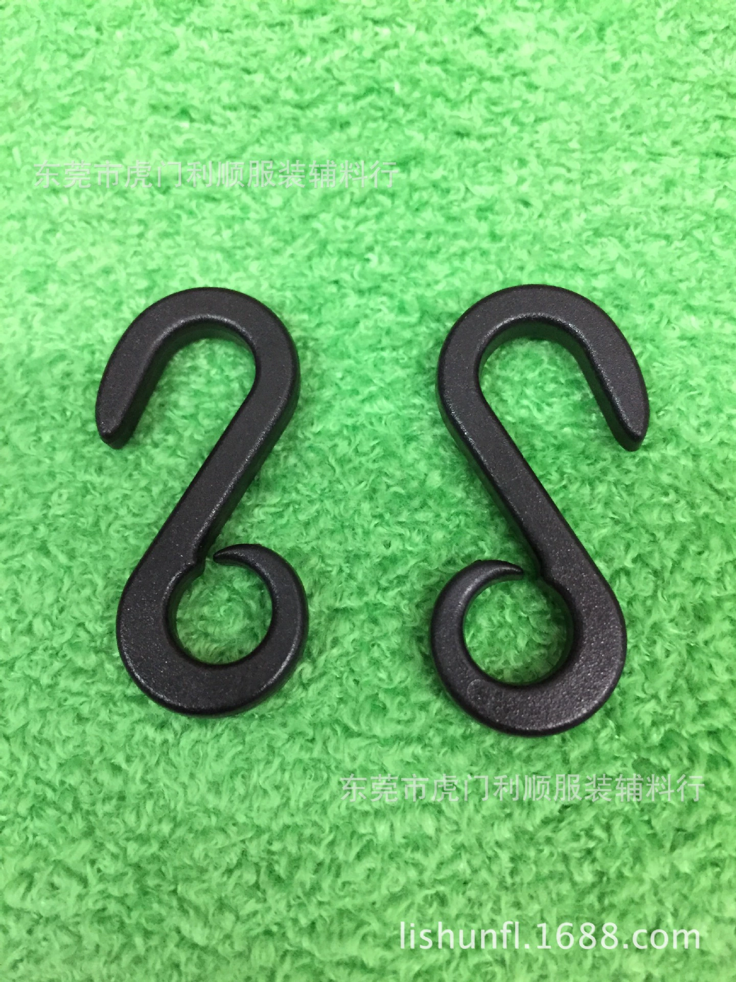 Готовая пластиковая пряжка с крючком от производителя, пластиковая S-образная пряжка с крючком, пряжка с крючком для сумки