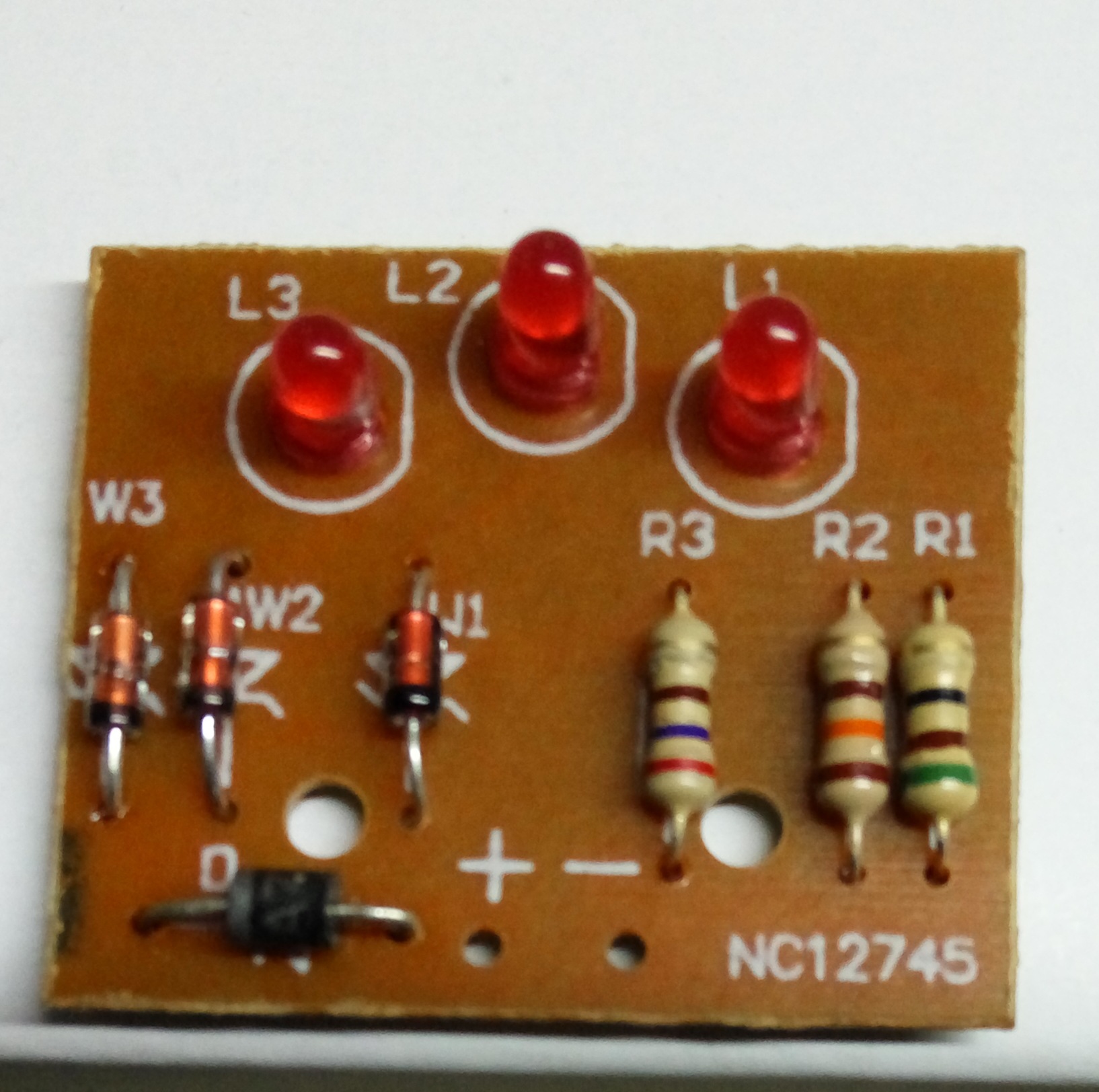 定做铅酸电池电瓶电压显示表锂电池LED灯电量指示表成品电路板