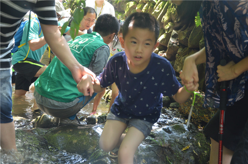 杭州红层自然学校携手悦胜体育开启素质教育新