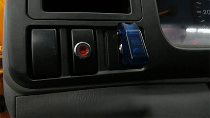 威海广泰云梯搬家车作业车 高空作业车 28米云梯车支腿离位警示