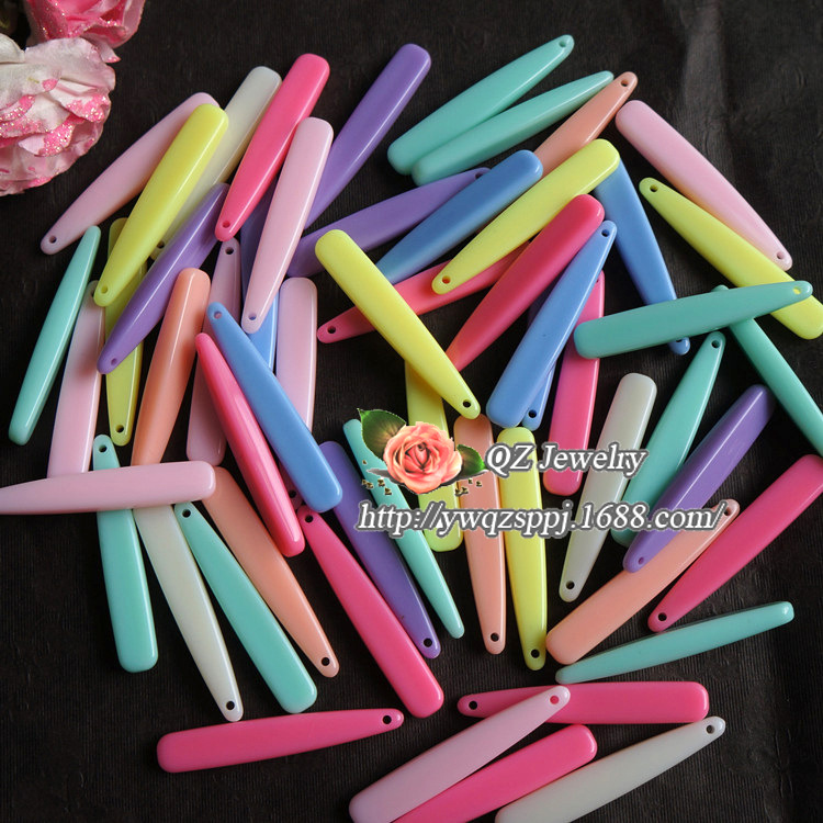 Yiwu small commodity acrylic clothing accessories 5*7*40mm long plastic hanging hole diy beaded jewelry accessories detail image 3