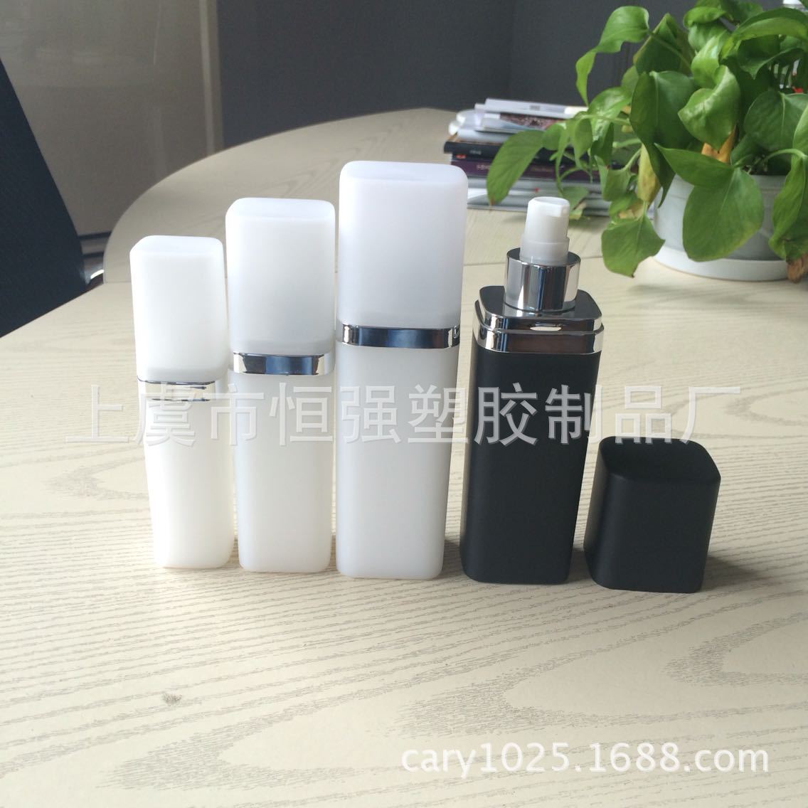 R01 黑白色方形乳液瓶 pp 60ml 塑料瓶 化妆品包装瓶