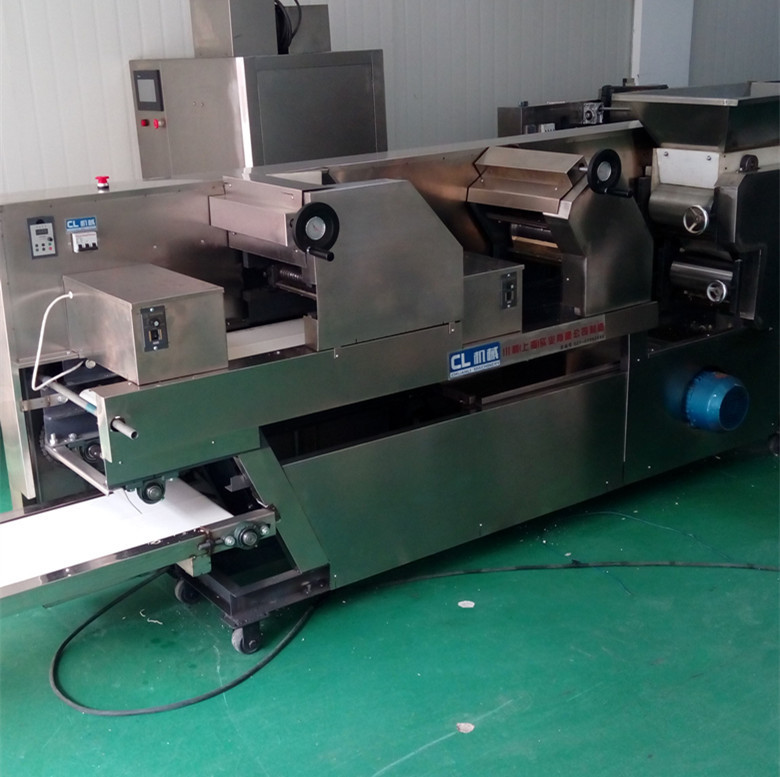 供应2016新款自动面条机 压面机 结构坚固  性能稳定 厂家直销