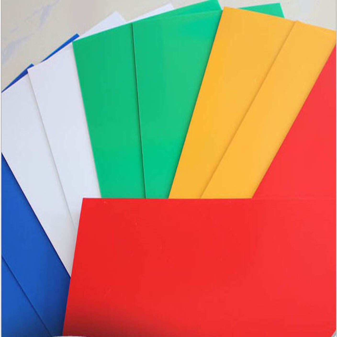 仓储装运塑料板 彩色磨砂胶板 塑料隔层灌装板厂家