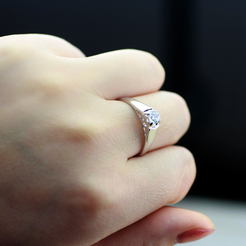 �������澫Ʒ���� ������Լ���ʵ����ʯ��ָ ������ó��Ʒ90168