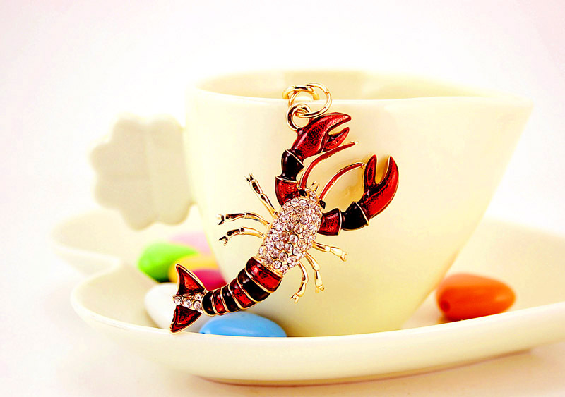 26g Weight Alloy, Metal Material Animal Pattern Unisex Gender Cute Diamond-studded Crayfish Men's Car Keychain Metal Pendant Wholesale 2