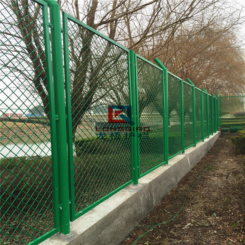 桐乡物流园护栏网 桐乡海关围墙护栏网 龙桥专业生产高质量护栏网