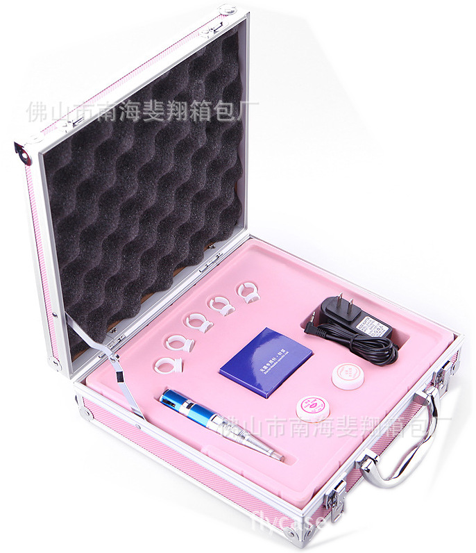 厂家专业定制各种多功能手提铝箱 仪器箱 电子产品包装箱 防护箱