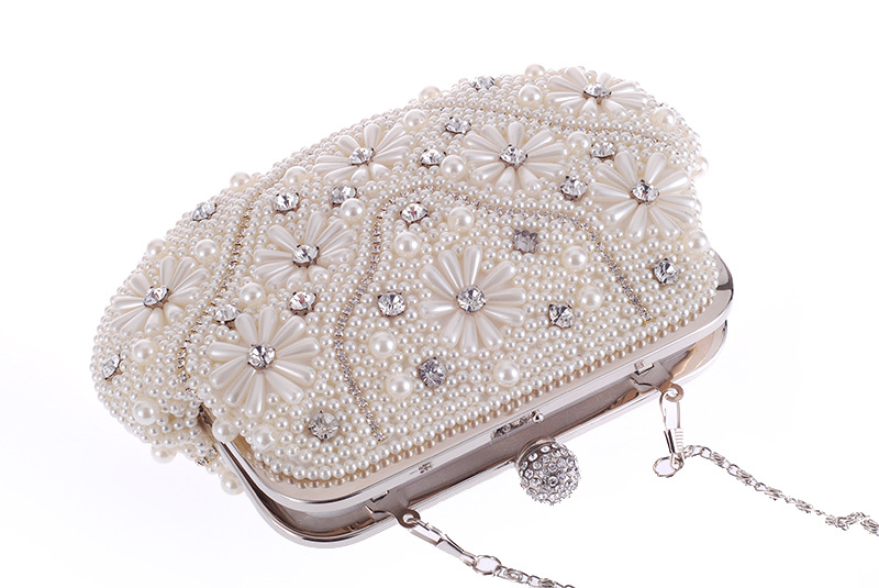 New Women's Bag Fashion Pearl Evening Party Bride Bag Wedding Bag Hand Chain Single Shoulder Bag display picture 6