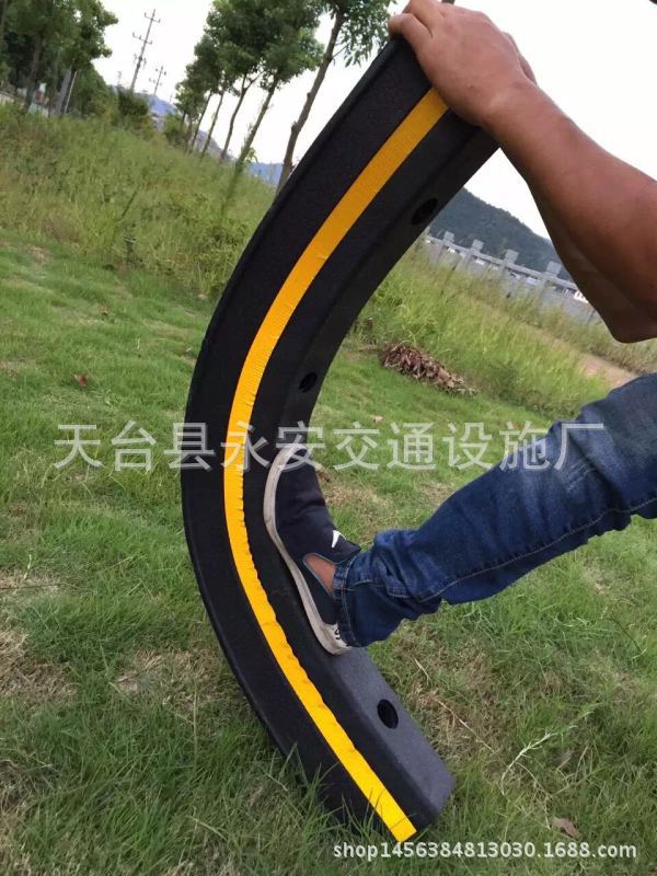 1米出口橡胶定位器 挡轮器 车轮挡 车位挡 挡车器 止轮器