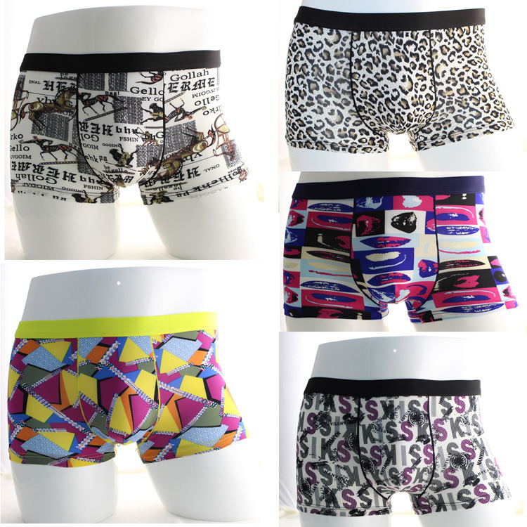 Men's high-end ice silk seamless mid-waist boxer briefs sexy comfortable summer swimming trunks factory direct sales