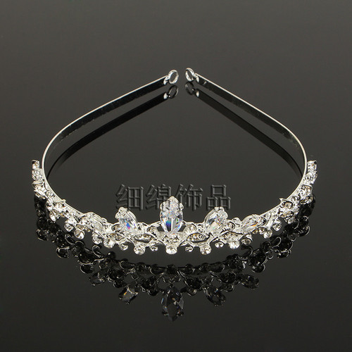 Bridal tiara, zircon crown necklace and earrings three-piece set, Korean wedding tiara, wedding accessories
