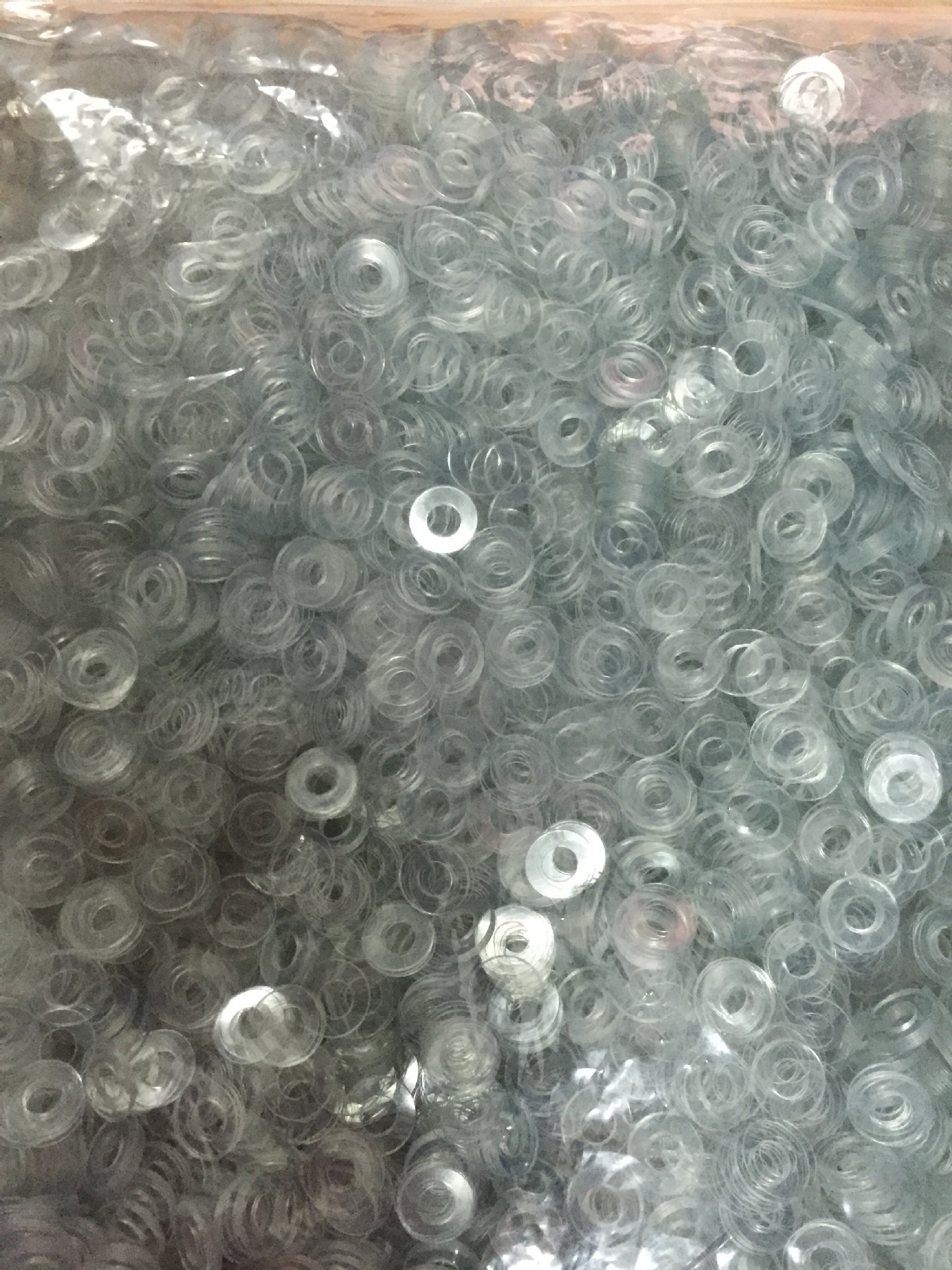 专业生产塑胶介子，塑料介子，垫片