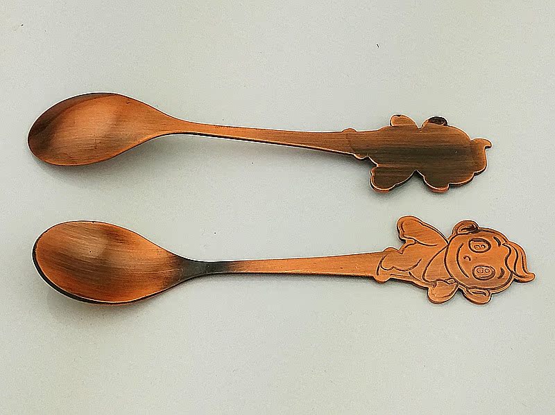 阿童木正面背面