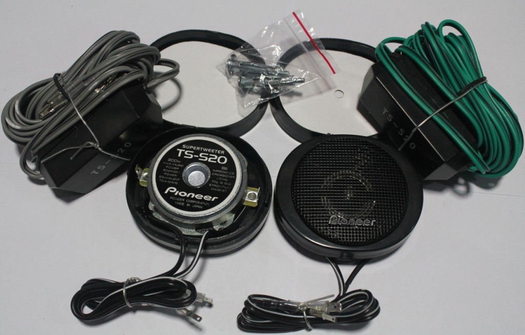 New Japanese imported TS-S20 2-inch silk film car modification and installation of high pitch head