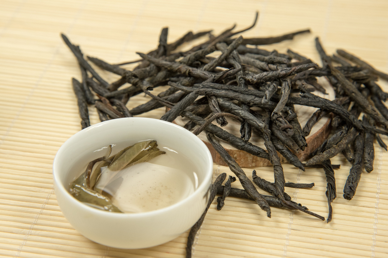 Ku Ding Tea Loose Leaf Bitter Tea Herbal Infusion Wholesale Bulk Sichuan Origin quality and texture