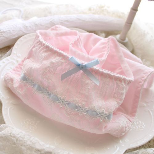 Dalian factory exports daily single cotton menstrual period underwear foreign trade daily single package menstrual women's underwear with hip side leakage