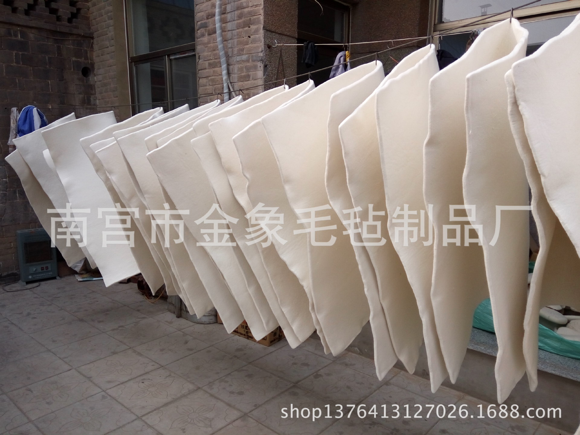 供应 羊毛毡 化纤毛毡 隔音毛毡 定制 各种厚度吸音板毛毡