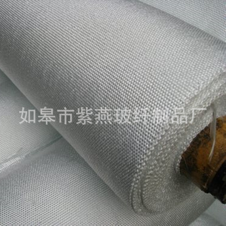 2468796315_1238101211