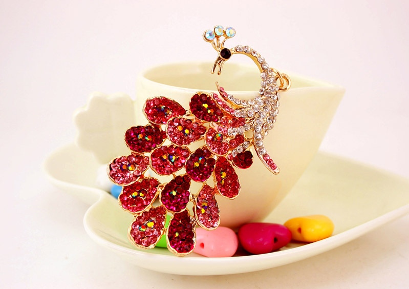 41g Weight Alloy, Metal Material Animal Pattern Unisex Gender Pink, Purple, Red, Blue, Gold Color Creative Diamond Peacock Keychain 10