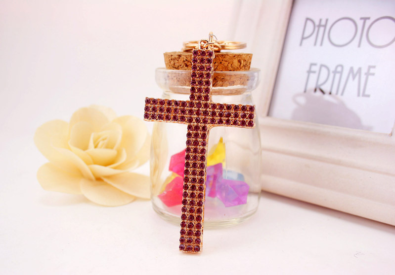 34g Weight Alloy, Metal Material Heart Pattern Men'S Gender White, Pink, Purple, Blue Color Christian Gift Cute Korean Car Pendant Full Diamond Cross Keychain 13