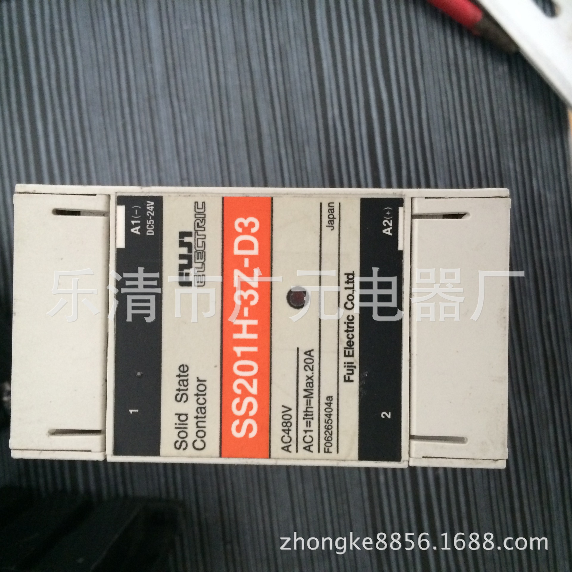 富士固态继电器SS201H-3Z-D3