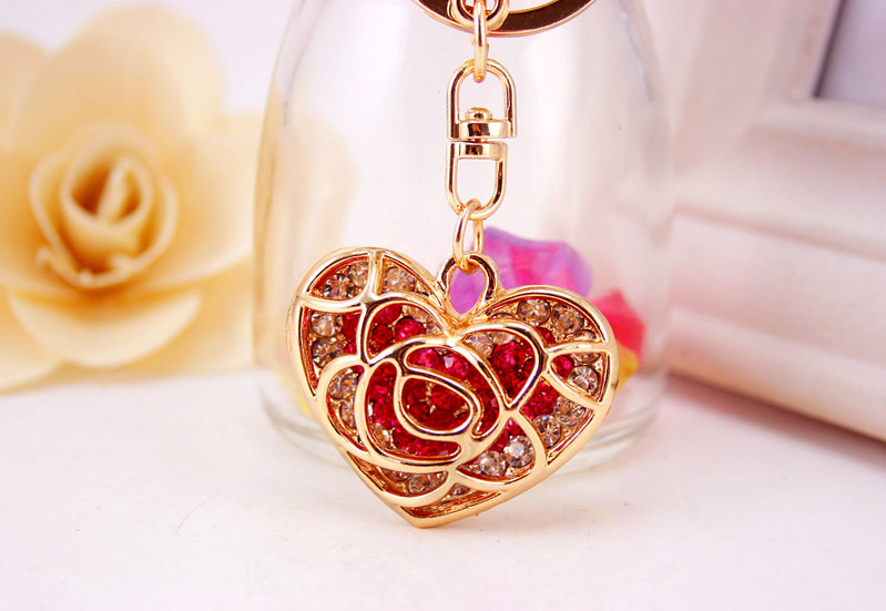 35g Weight Alloy, Metal Material Heart Pattern Unisex Gender Pink, Purple, Red, Blue, Peach Color Creative Cute Diamond Hollow Peach Heart Car Keychain Couple Key Chain Love Metal Pendant 17
