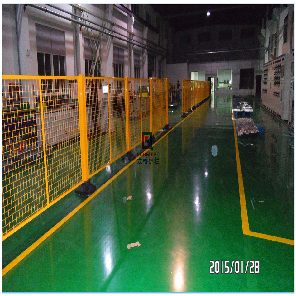 通化车间厂区仓库移动式隔离护栏/带底墩移动防护网/龙桥直销