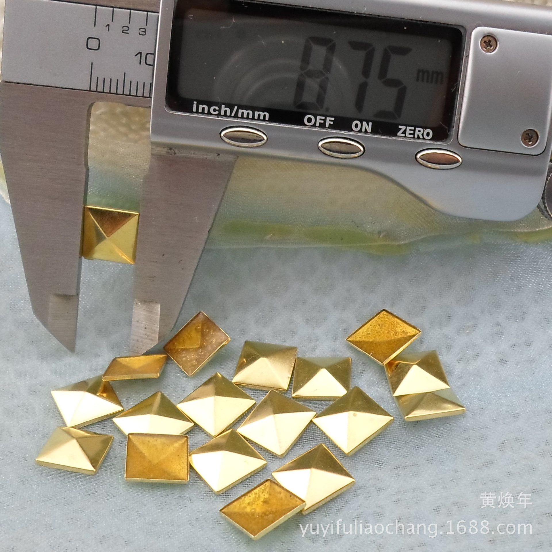 9MM银色手机壳配件方形柳钉烫柳钉 金字塔铜质烫片 DIY烫钉