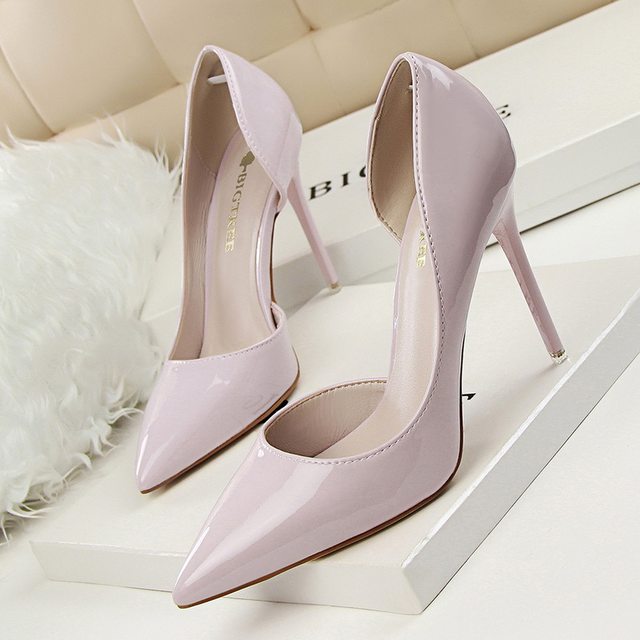 638-5 Korean version of fashion simple stiletto high-heeled patent leather shallow mouth pointed hollow sexy thin high-heeled shoes