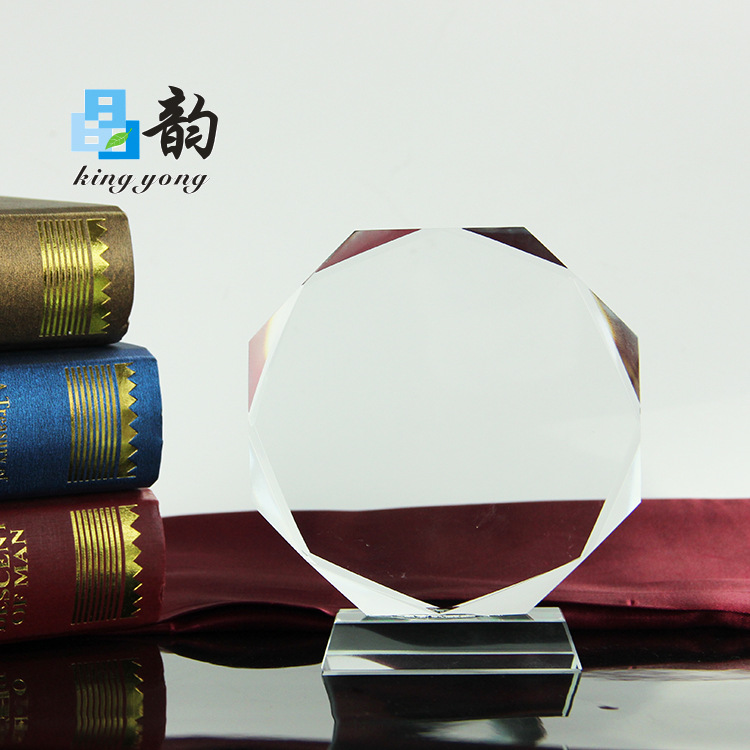 爆款水晶八角奖杯奖牌定制 创意礼品刻字加LOGO水晶奖杯奖品