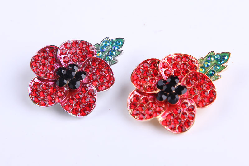 Spilla fiore di papavero con strass elegante spilla rossa donna_voghion.com