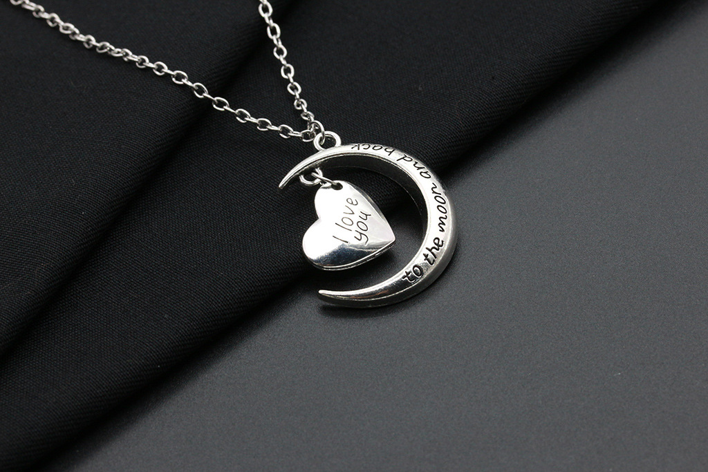 Best Selling Couple Necklace I Love You Moon Heart Love Necklace Clavicle Chain display picture 8