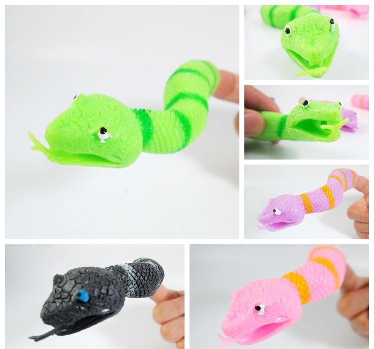 新款新奇特蛇造型指偶讲故事迷你指套恶作剧玩具外贸批发|ms