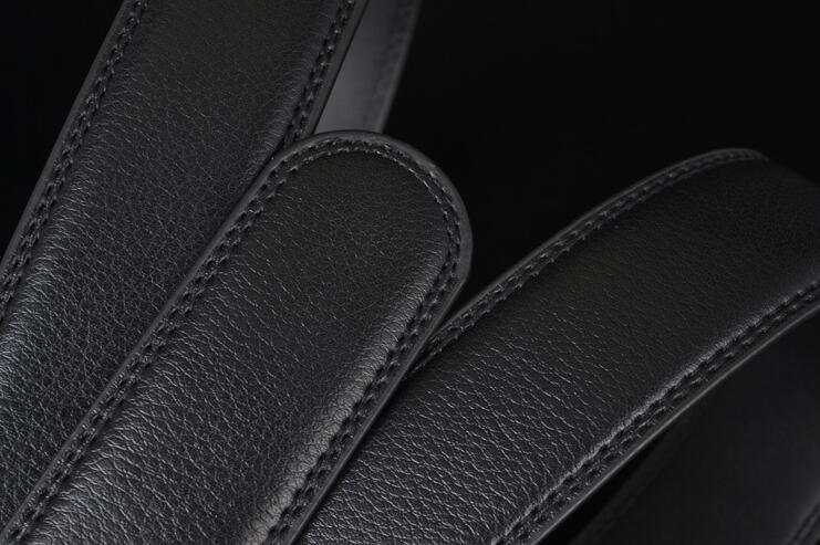 Cinto de pele para homem com fivela automática estilo moda_voghion.com