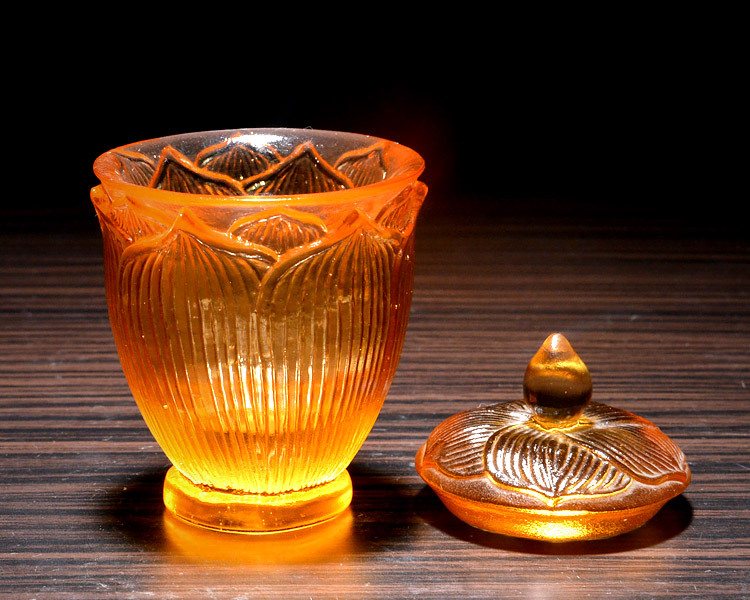 古代琉璃杯,古代琉璃瓶图片 - 伤感说说吧