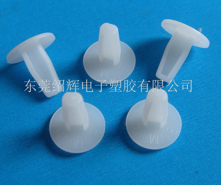 广东厂家现货供应 BDN-01塑胶铆钉 φ4MM尼龙铆钉 LRD-4固定扣