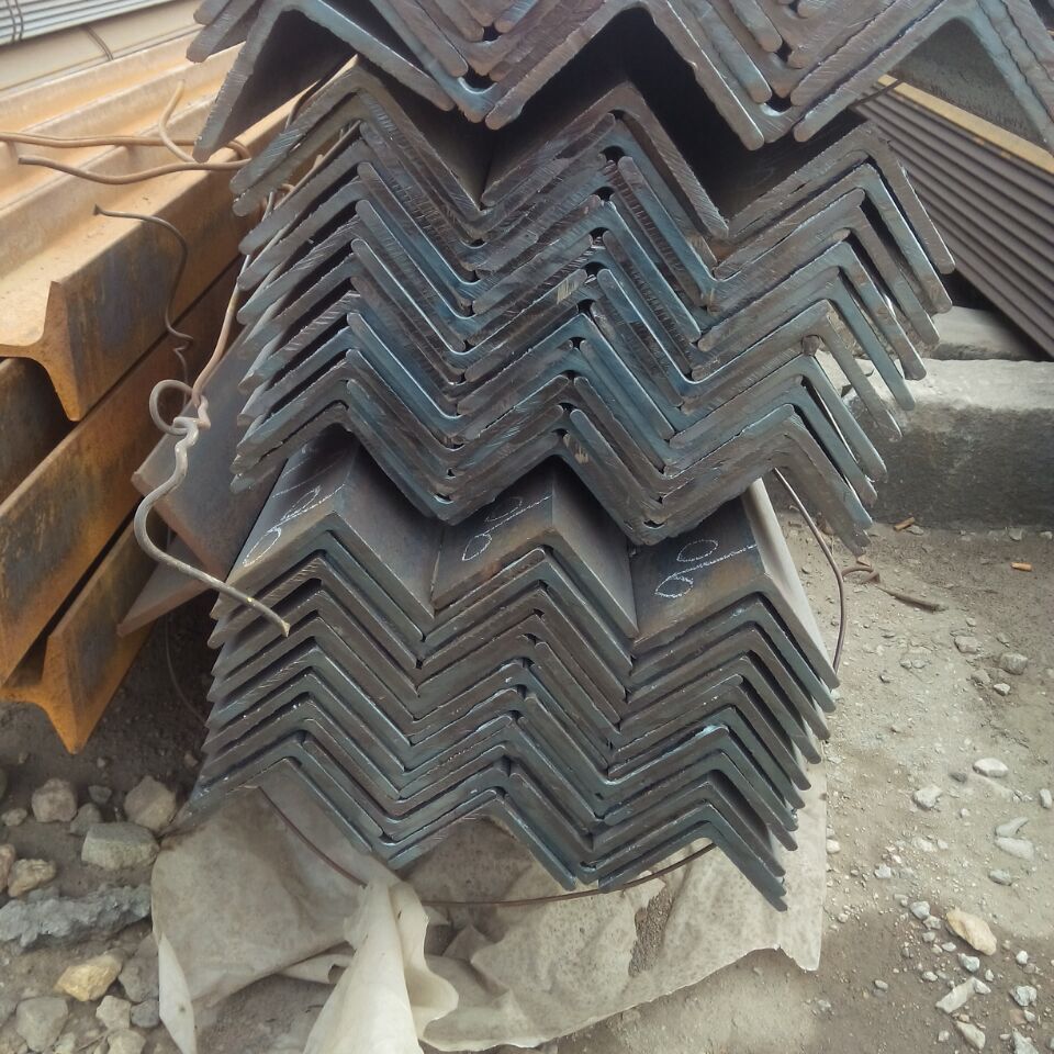 角钢 包头角钢 唐山钢材 唐山角钢厂家 榆林角钢 乌海角钢 包头