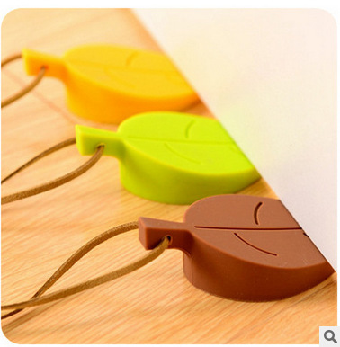 Creative leaf silicone door stop, children's anti-hand pinch safety door card, three-dimensional hangable door stopper, safety silicone door card