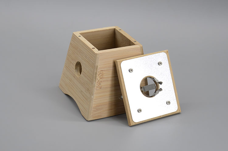 Bamboo Single Hole Moxibustion Box Portable Moxa Stick Holder for Traditional Moxibustion specifications