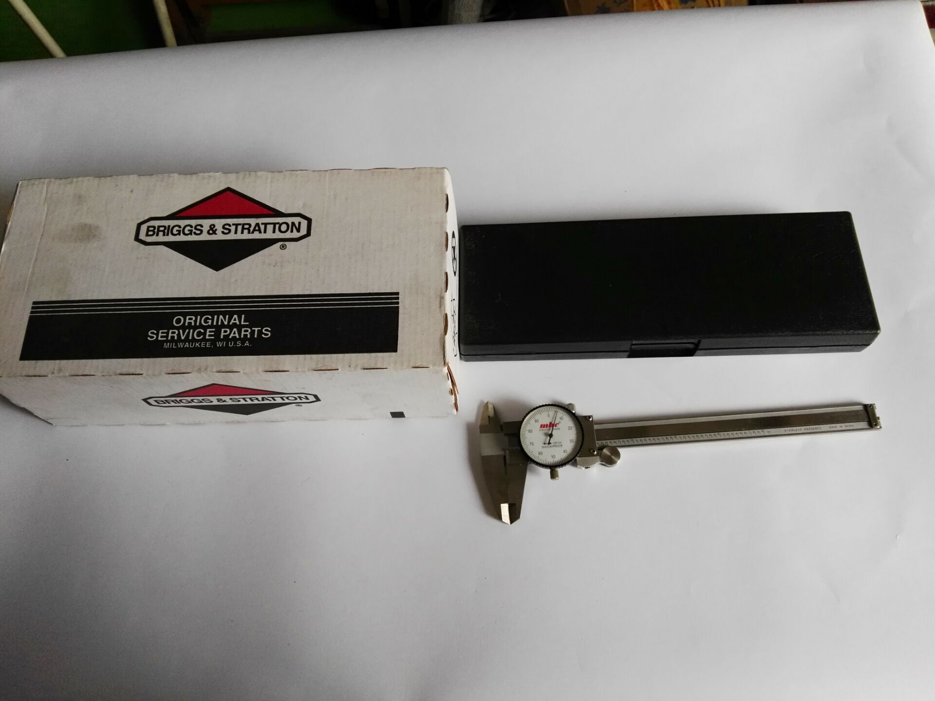 低价销售美国百力通发动机专用工具： 游标卡尺