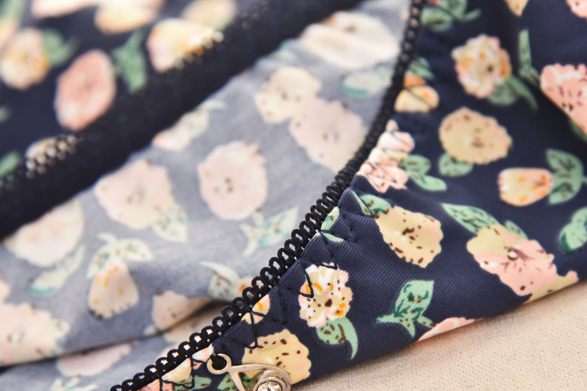 Slip jeunesse en soie Ice - Ref 654921 Image 44