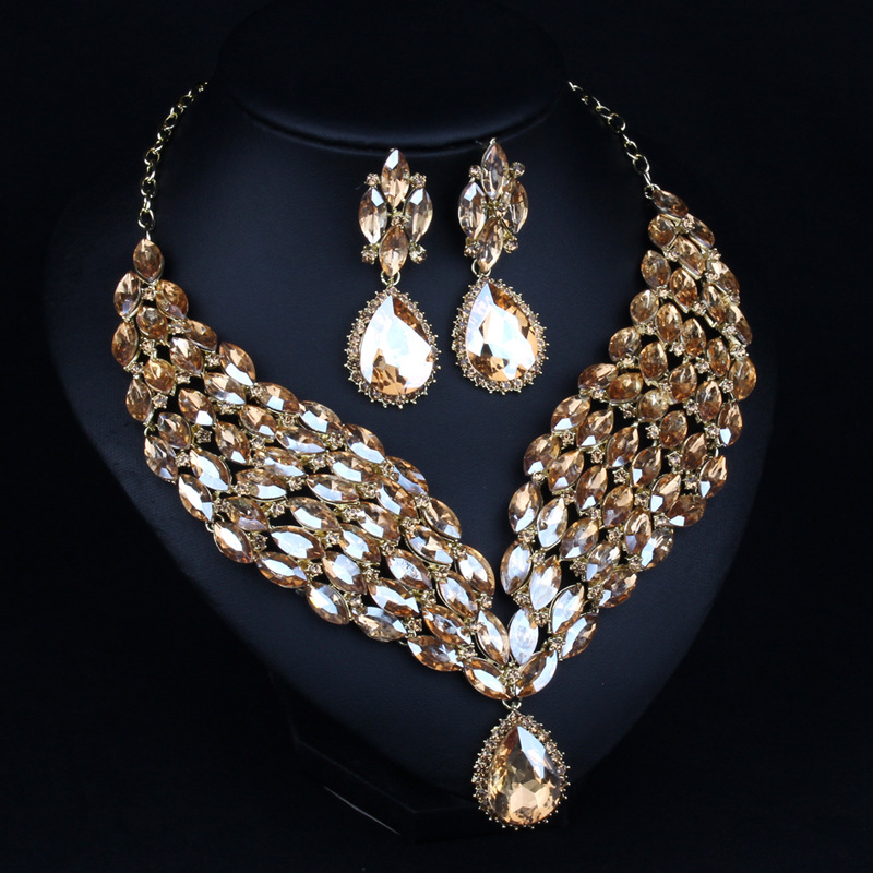 Luxury African Crystal Necklace and Earring Set - Image 5