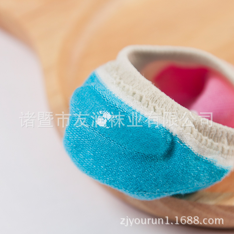 Japonés único nuevo verano boca baja Invisible Barco para niños Calcetines de algodón fino antideslizante calcetines para bebés calcetines para niños algodón peinado