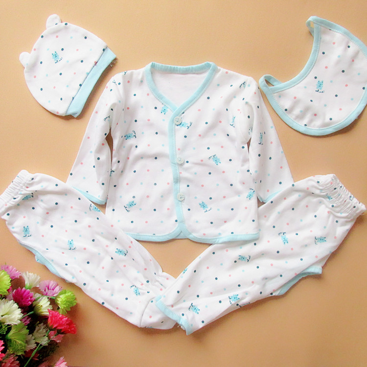 Coffret cadeau pour bébé - vêtements - Ref 1959418 Image 12