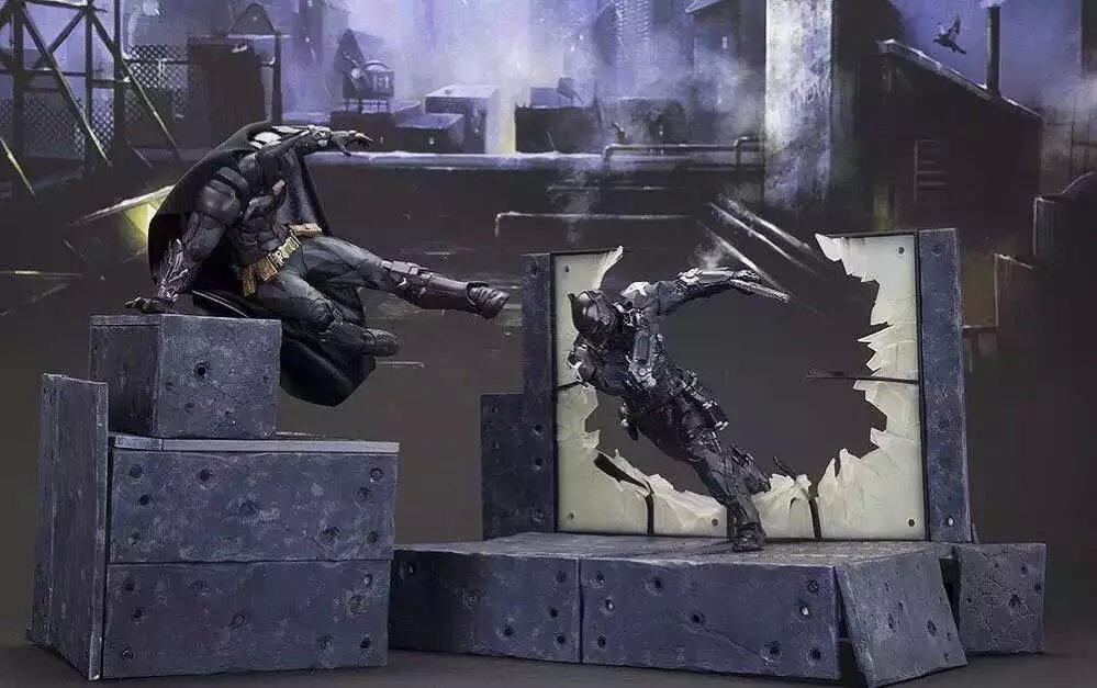 Arkham Knight Figure Close-up
