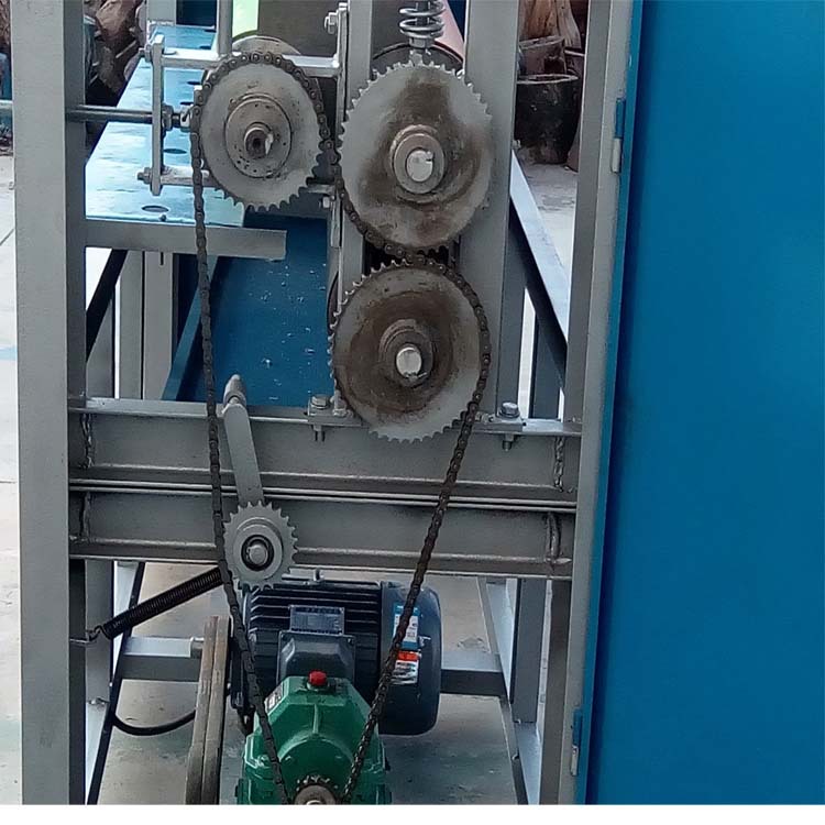 大輥塗膠機13