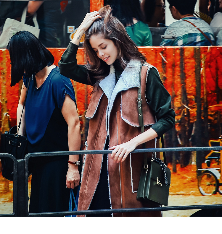 Gilet femme MOFFI en Match de fourrure - Ref 3318308 Image 12